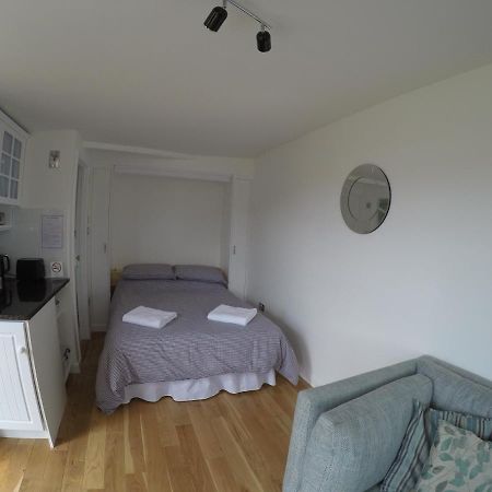 The Retreat Bed & Breakfast Charmouth Exterior photo